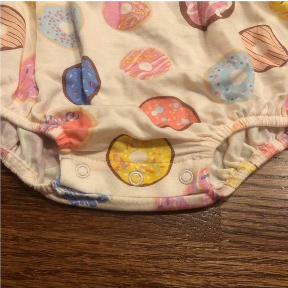 NEW | Angel Dear | Donut Bubble Romper - Picture 5 of 8